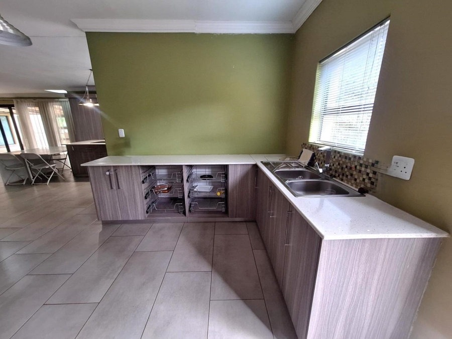 3 Bedroom Property for Sale in Seasons Lifestyle Estate North West